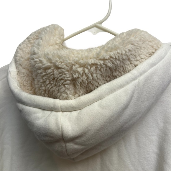 Abercrombie & Fitch Henley Pullover Sherpa Lined Hoodie - Picture 4 of 15